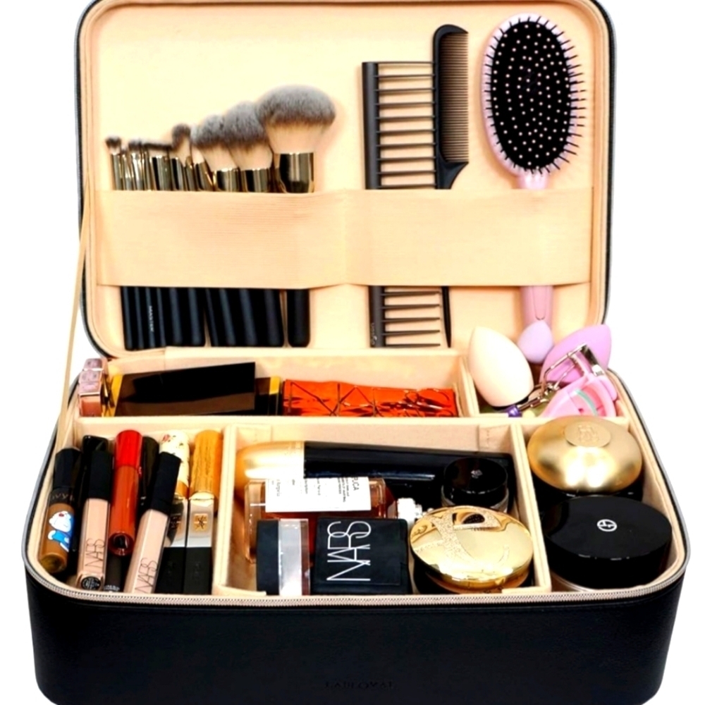Extra Large "LaFloyal" Make-up or Toiletry Case in Black - Picture 5 of 6